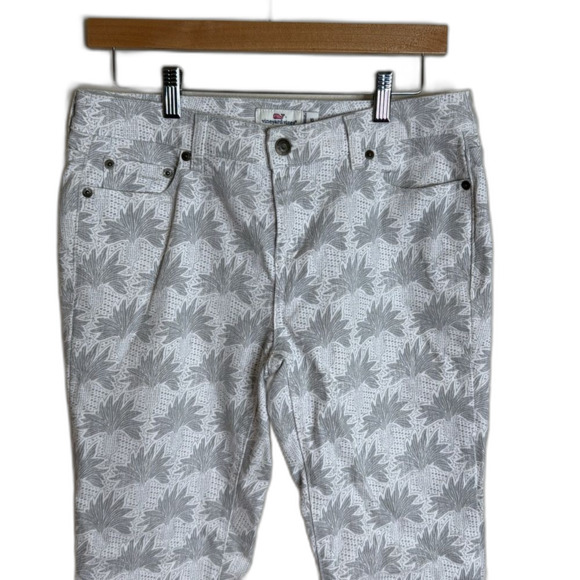 Vineyard Vines ladies Grey White Seashell Pants size 10 casual beachy - Picture 2 of 10